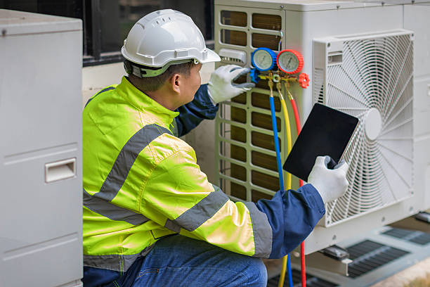 Professional Hvac technician working in Crestline, OH